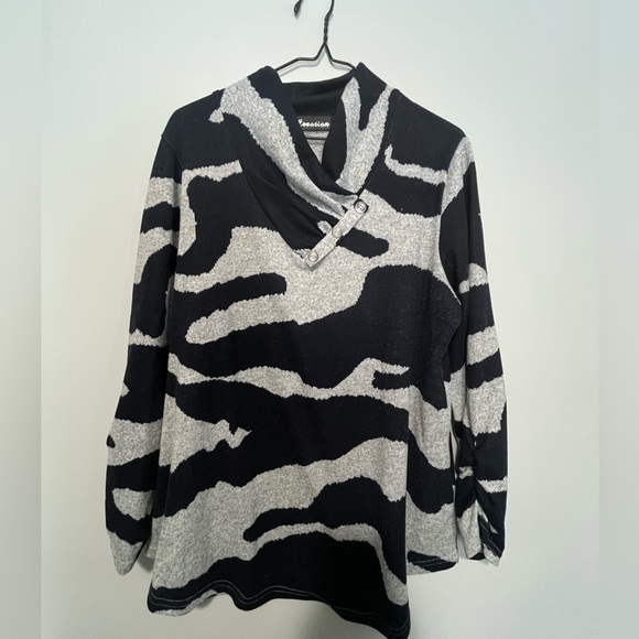 Creations Sweaters - Creation XL Black & Gray Patterned Womens Sweater with Buttoned Cowl Neck